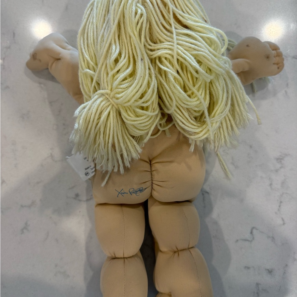 Vintage Cabbage Patch Kids Doll - Picture 2 of 6